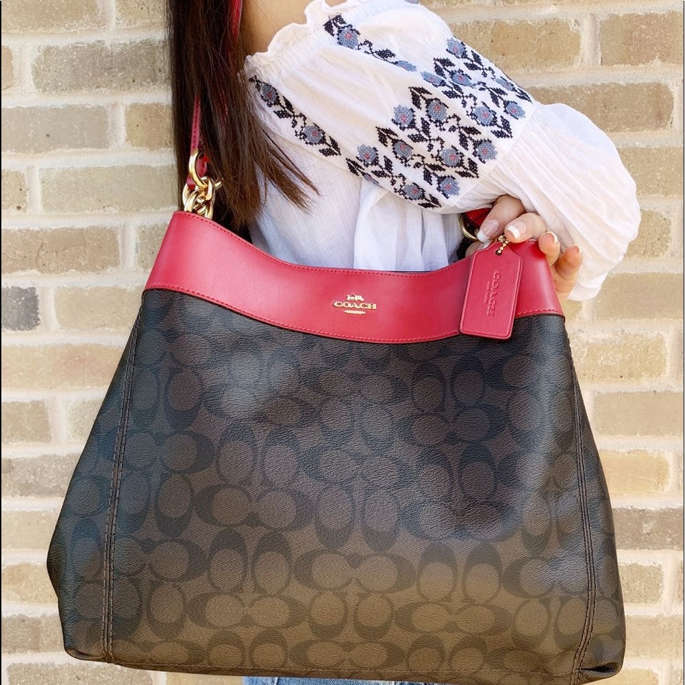 Gaby’sBags👜💕-NWT Coach Shoulder Bag - Picture 2 of 8